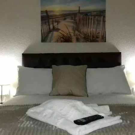 Lynwood Bed & Breakfast