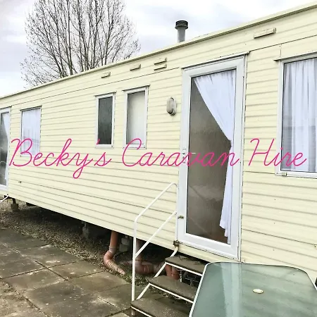 Becky's Caravan At Marton Mere База отдыха