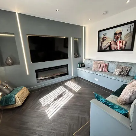 Olivia Rose By Sasco * Blackpool