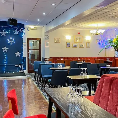 萨特克利夫酒店 酒店