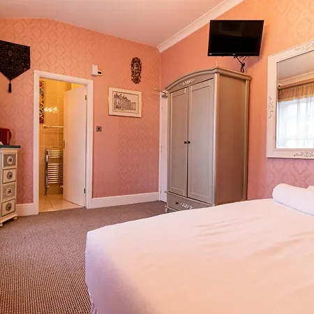 Rouge 4* Blackpool