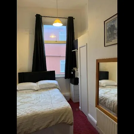 Oyo Binglea Hotel Blackpool