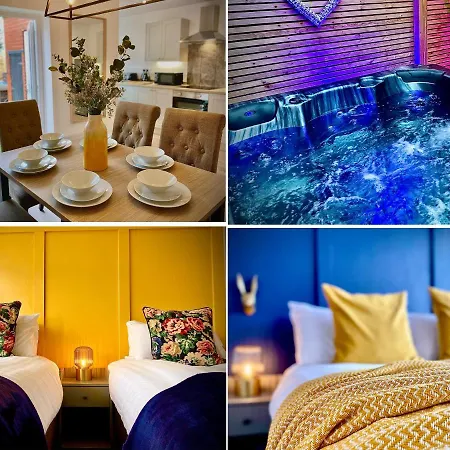 Family Modern 3 Bed Hot Tub House In Blackpool