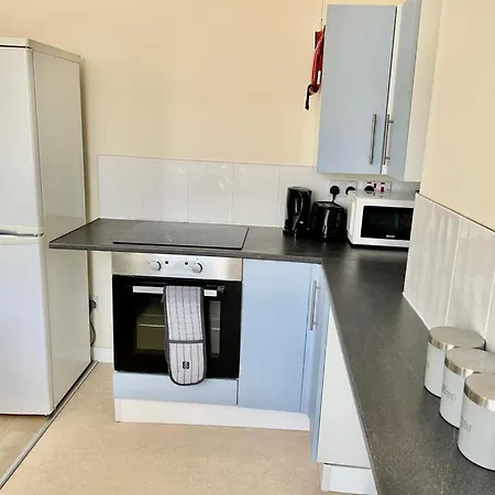 Arise Comfort - Clarendon Road City Centre Apartment