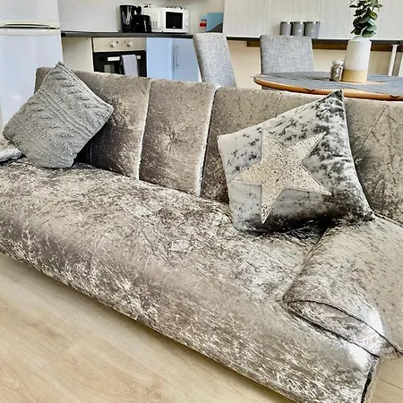 Arise Comfort - Clarendon Road City Centre