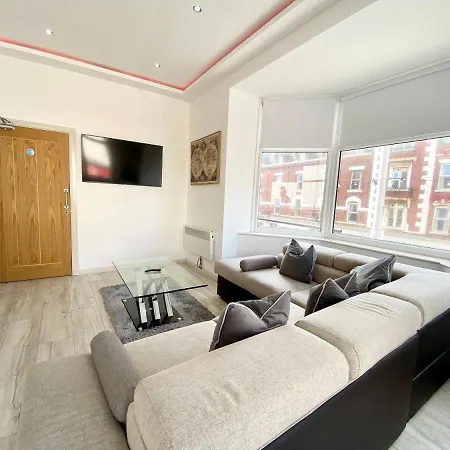 Apartment Princess Theatre View By Service Blackpool