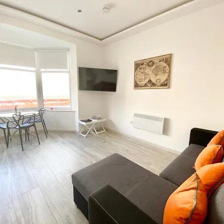 Apartment Princess Theatre View By Service