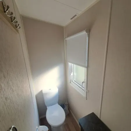 45 Sandringham * Blackpool