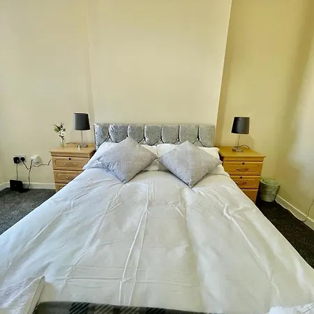 Arise Comfort - Clarendon Road City Centre Apartment *