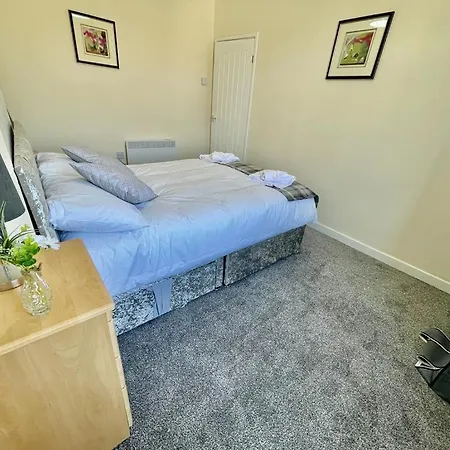 Arise Comfort - Clarendon Road City Centre