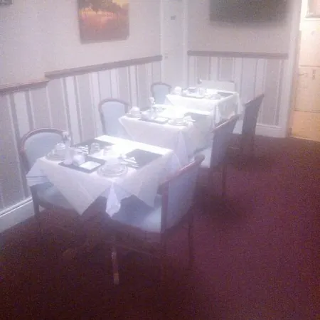Bed & Breakfast Miramar 4*