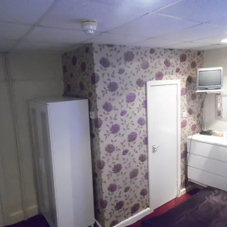 Miramar Bed & Breakfast Blackpool