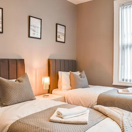 Henry House Holiday home Blackpool