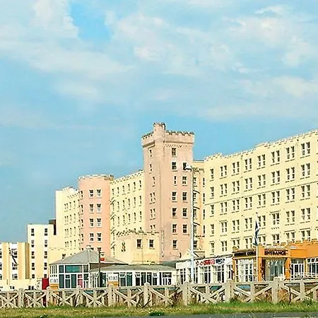 Norbreck Castle & Hotel 3*