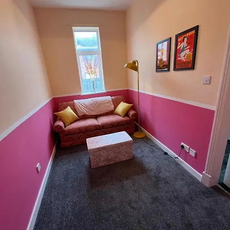 Rocks Pleasure Apartment *