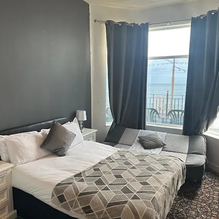 North Ocean 3* Blackpool