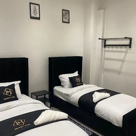 Apartment - Palatine Road *