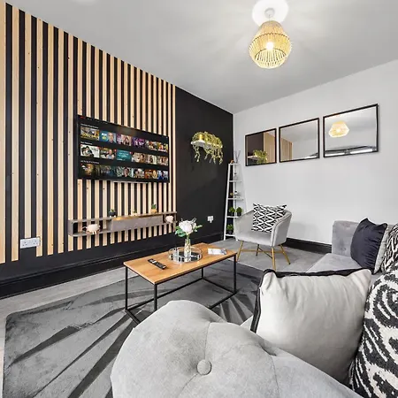 Holiday home Luxury By The Sea Blackpool's Finest Getaway For 8