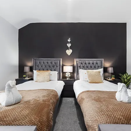 Luxury By The Sea Blackpool's Finest Getaway For 8 Blackpool