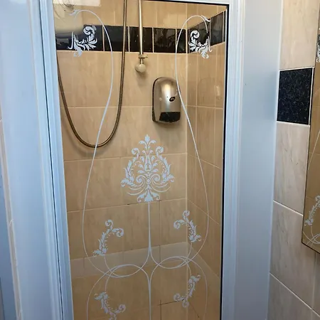 Black Ocean Aparthotel