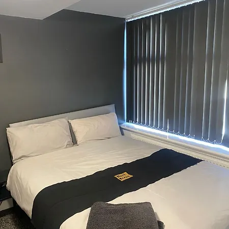 Black Ocean Aparthotel