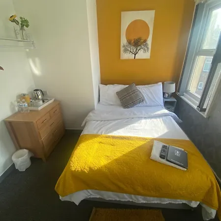 Hotel Bradburys Of