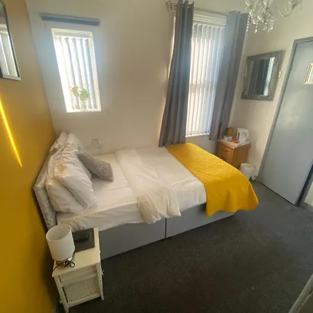 Bradburys Of 4*