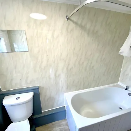 Apartment Kennedy House By Service Blackpool