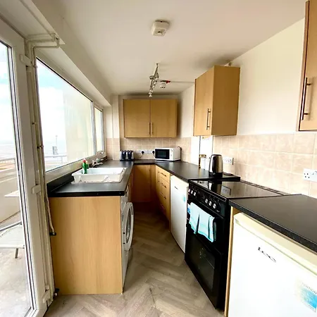 Kennedy House By Service Apartment Blackpool