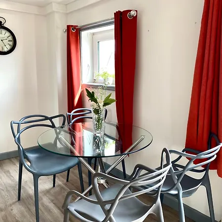Apartment Kennedy House By Service Blackpool