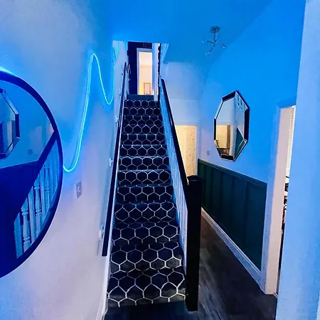 Quirky House Holiday home