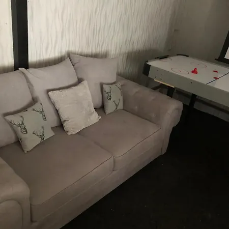 Ardern 3* Blackpool