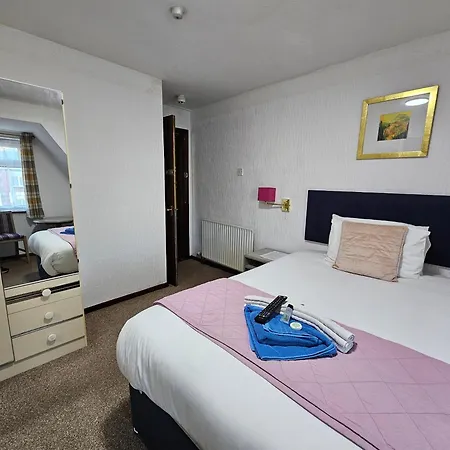 Collingwood 4*