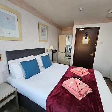 Collingwood 4*