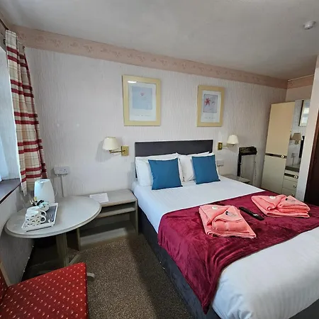 Collingwood 4*