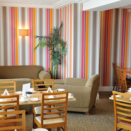 Hotel Carousel