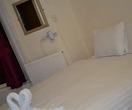 The Chimes On The Sea Bed & Breakfast Blackpool