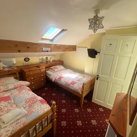 Marston Town Centre Villa