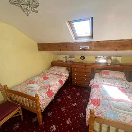 Marston Town Centre Villa