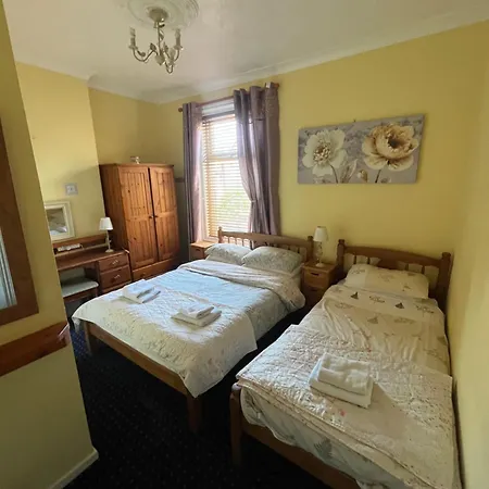 Marston Town Centre Villa