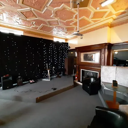 Inn Cherry Blossom Blackpool