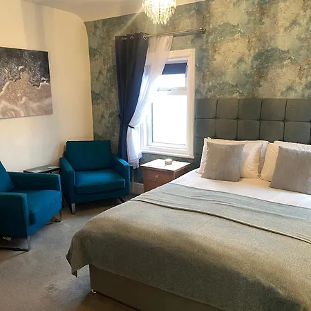 The Fossil Tree 4* Blackpool