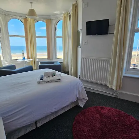 Orman Evi Bowies Blackpool
