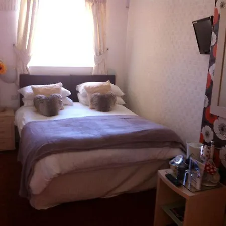 The Fylde 4*