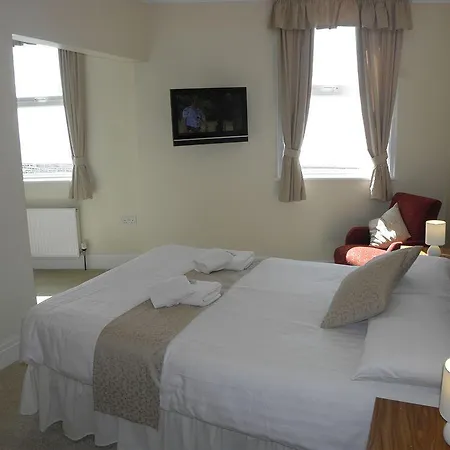 Mars Seaview By Oyo Bed & Breakfast Blackpool