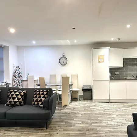 Apartment Winter Gardens Service 2 By Service