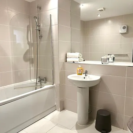 Apartment Winter Gardens Service 2 By Service *