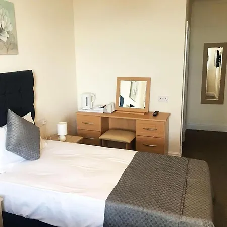 Mars Seaview By Oyo Bed & Breakfast 3*