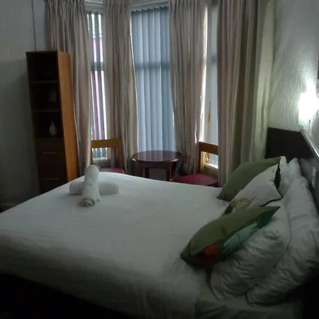 Fairway Guest house 3*