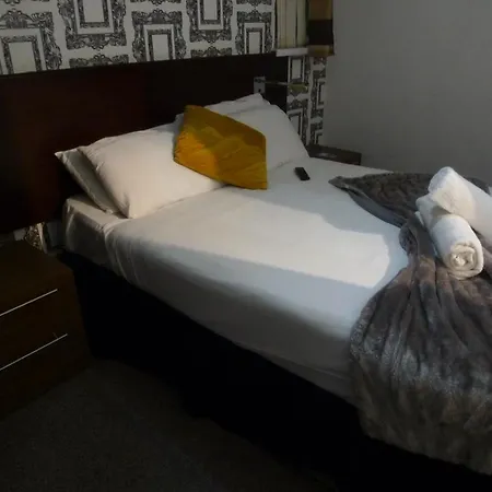 Fairway Guest house